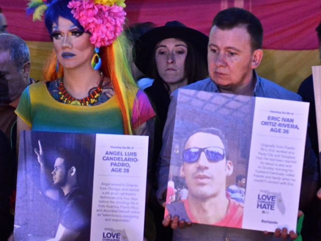 Gedenken der Opfer in Orlando